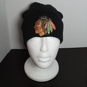 New (1) NHL Chicago Blackhawks Knit Hat! Black. Unisex